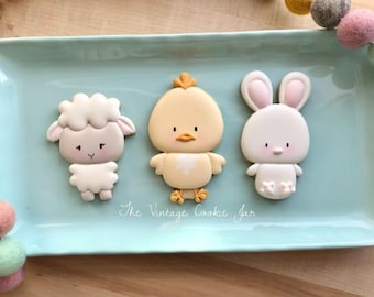 The Vintage Cookie Jar's Big Head Easter Cookie Cutter Set 3 pc