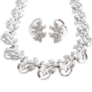 1950s Vintage chrome silver leaf wreath and banner swirl chunky retro statement shiny mid century cutout demi parure jewelry set