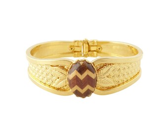Vintage gold leafy basketweave pattern wood wooden zigzag oval cabochon chunky statement shiny boho bohemian clamper cuff bracelet