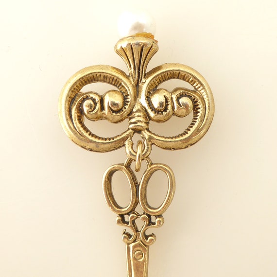 1990s Vintage antique gold pearl swirl scissors c… - image 4