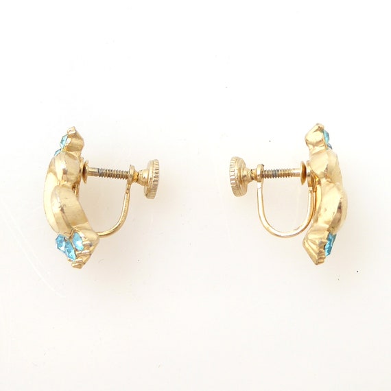 1940s Vintage aqua blue rhinestone swirly gold cr… - image 3