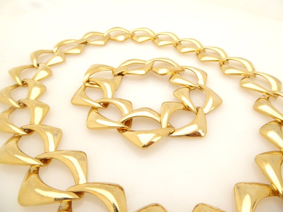 1980s Vintage gold diamond shape link chunky hip … - image 3