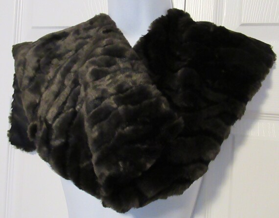 Dark brown faux fur scarf or collar, Accents labe… - image 6