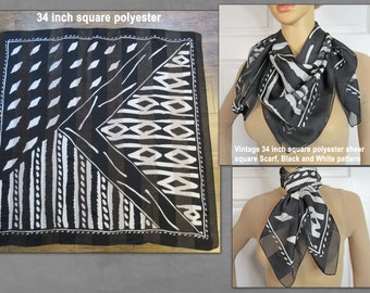 Foulard carré transparent en polyester vintage de 34 pouces, motif linéaire entrecroisé noir et blanc, bords cousus à la machine, écharpe en prime, beignets