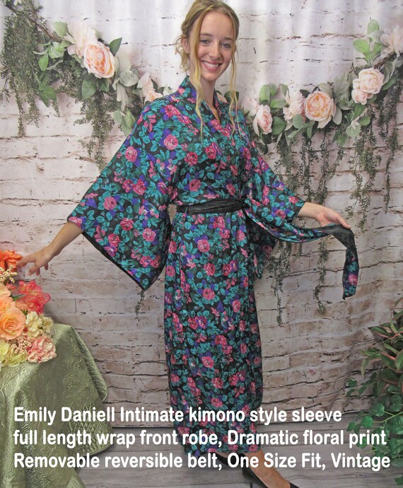 One Size Fit robe, Kimono style sleeve, Full leng… - image 3