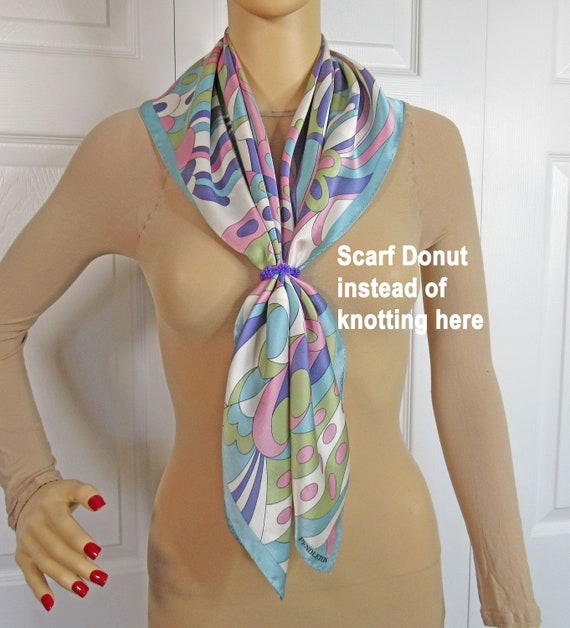 Pendleton 30 inch square scarf, Pucci-inspired de… - image 4