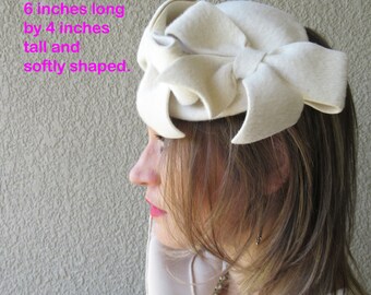 Golden Yellow Stretch Headband With Feathers and Rhinestone  display picture 2