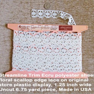 6,75 m Spitze, Original Store Rolle, 3,25 cm breit, ungeschnittenes Stück von Streamline Trim, Ecru-Polyester-Blütenrand, hergestellt in den USA