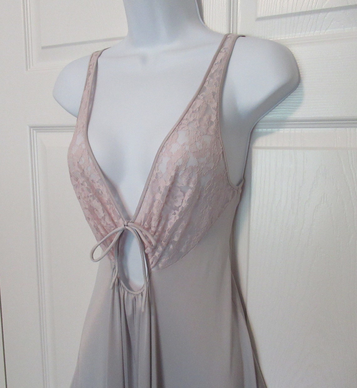 Vintage Olga Nightgown RARE Style 9635 Sz 34 Silver gray Etsy