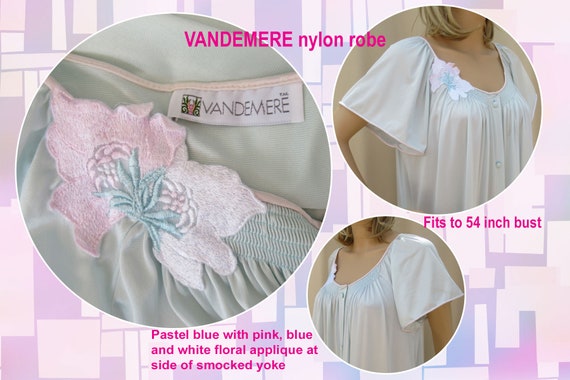 54 bust Vandemere robe, Knee length button front … - image 5
