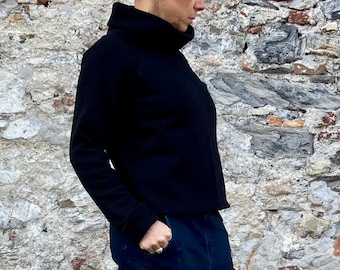 Organic cotton sweatshirt with high collar