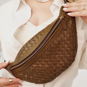 Leather Fanny Pack and Woven Sling Bag,Stylish Women Cross Body Unisex Shoulder Bag,Perfect for Everyday Wear, Gift for the 25th Anniversary