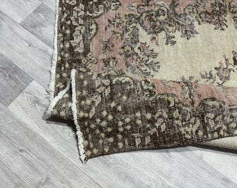 Vintage Oushak Rug: 4x6 Pink, Beige, & Brown Wool Rug