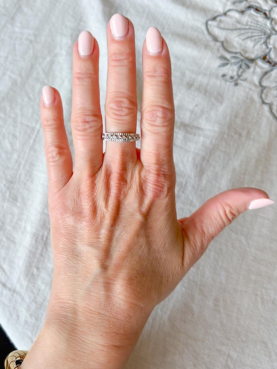 Various Vintage Natural Diamond 18k White Gold Rings View 4