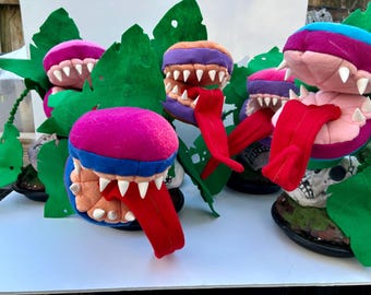 Plush Stuffed Toy Décor Geek Venus Flytrap Skull Buster Bellis Tendiculae purple blue