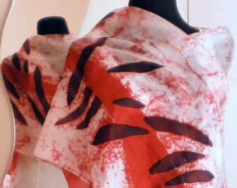 Mantón de Yuca abstracto, seda pintada a mano. Batik.