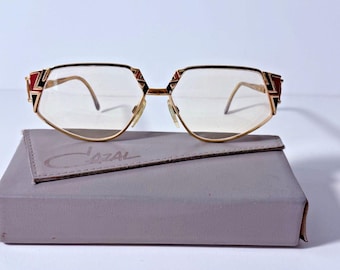 Vintage 70s-80s Tura MOD.425 Gold / White Metal Rim Eyeglasses 60-13 Unisex TURA Mod 425 WHT Eyeglasses Gold White Sunglasses 60 13  main image 4