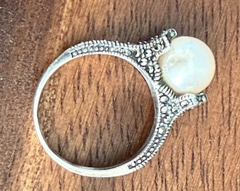 Sterling Silver Marcasite Pearl Ring Size 6.75 Vintage Art Deco Style