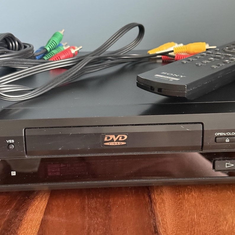 Sony DVP-S360 Cd Dvd Player w/ Remote RCA Cables Tested Working Dolby bild 3