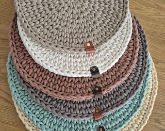 Platzset rund im Strickmuster,  gehäkeltes Platzset,  Untersetzer in Strickoptik,  rundes Platzset, Dekoration gehäkelt, crochet, Baumwolle