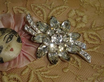 Vintage Eisenberg Signed Rhinestone Pin Brooch #7194 Rhodium Plated ? IOB