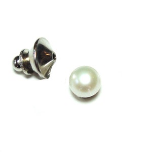 Genuine Pearl tie tack image 3