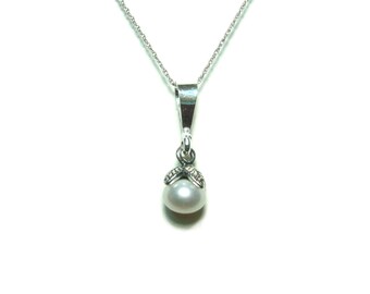 7mm pearl sterling silver pendant with chain