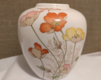 Vintage Otagiri Vase Soft Tones  Poppies Ginger Jar Shape Japan