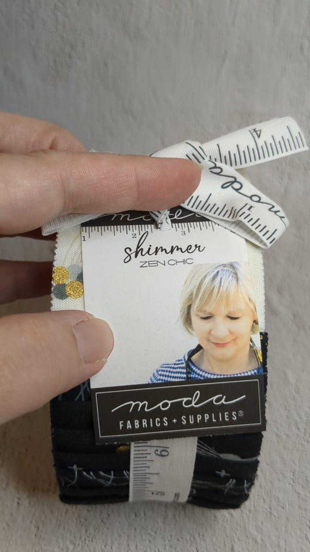 Moda Fabric Jelly Roll Shimmer Zen Chic Floral Abstract - Neutral ...