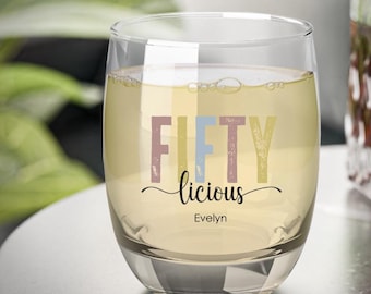 50th Birthday Custom Wine Glass Fiftylicious Wine Cup Birthday Gift Personalized Wine Gift For Friend Turning 50 Gift For Her 50th Birthday