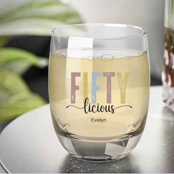 50th Birthday Custom Wine Glass Fiftylicious Wine Cup Birthday Gift Personalized Wine Gift For Friend Turning 50 Gift For Her 50th Birthday