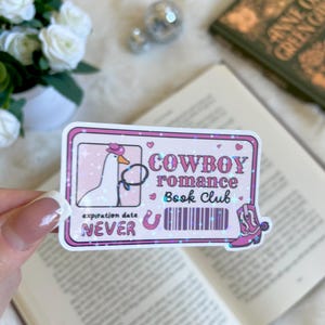 Holographische Cowboy Romanze Buchklub | Süßer Bücherwurm Merch | Zubehör | Kindle Sticker | Buch Liebhaber Aufkleber Geschenk | E-Reader Aufkleber