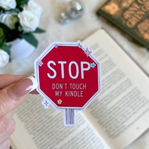 Don't Touch My Kindle Aufkleber | Süßer Bücherwurm Merch | Zubehör | Kindle Sticker | Buch Liebhaber Aufkleber Geschenk | E-Reader Aufkleber