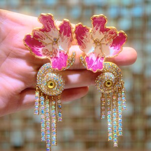 Hand-applied enamel with layered color and antique gold edging