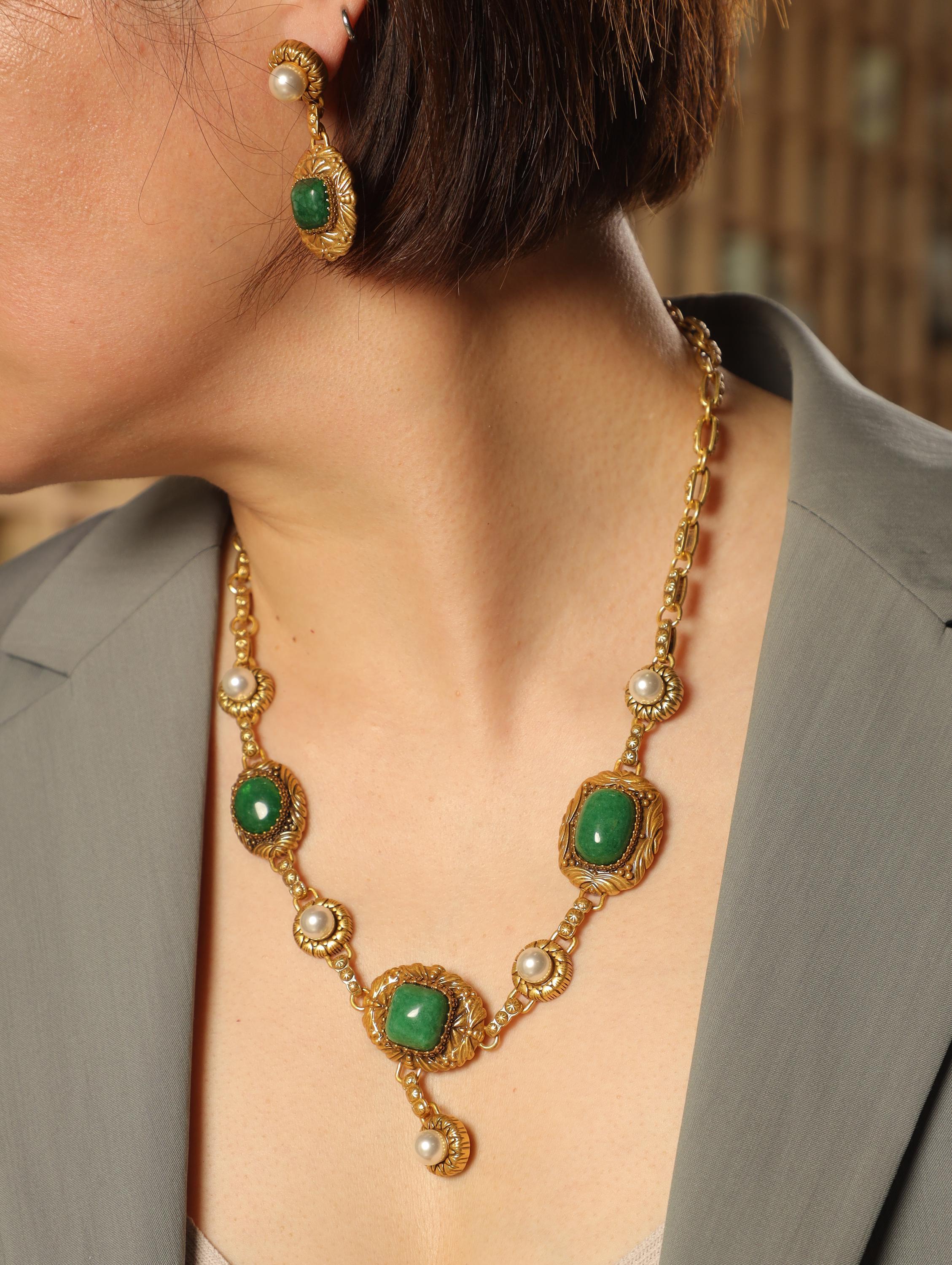Vintage Jade Necklace and Earrings Set: Baroque Gold Jewelry with Faux Pearls