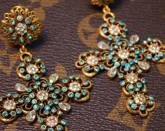 Noble Heirloom Revival | A Handcrafted Classic Recreated with Modern Design Fusion