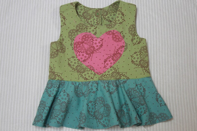 XS 4/5 Girls Flutterby Peplum Sleeveless Top with Heart Applique image 2