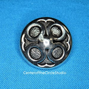 Kievan Rus&#39; Button 7/8&quot;, Early Russian Varangians Period Handmade Costume Cosplay Garb Sew on Button, Solid Cast Silver Pewter Metal