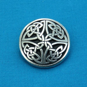 Celtic Knot Button, 1 image 1