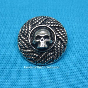 Large Skull Button 1&quot;, Handmade Solid Cast Silver Pewter Metal Human Skull Sewable Replacement Coat Blazer Vest Doublet Skirt Shirt button