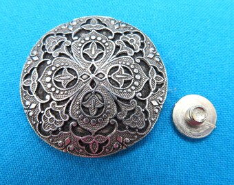 Turkish Concho, 1 1/4", Screwback Stud, Middle Eastern