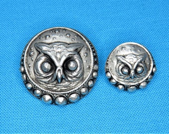 Owl Button With Stars, 15/16", Large