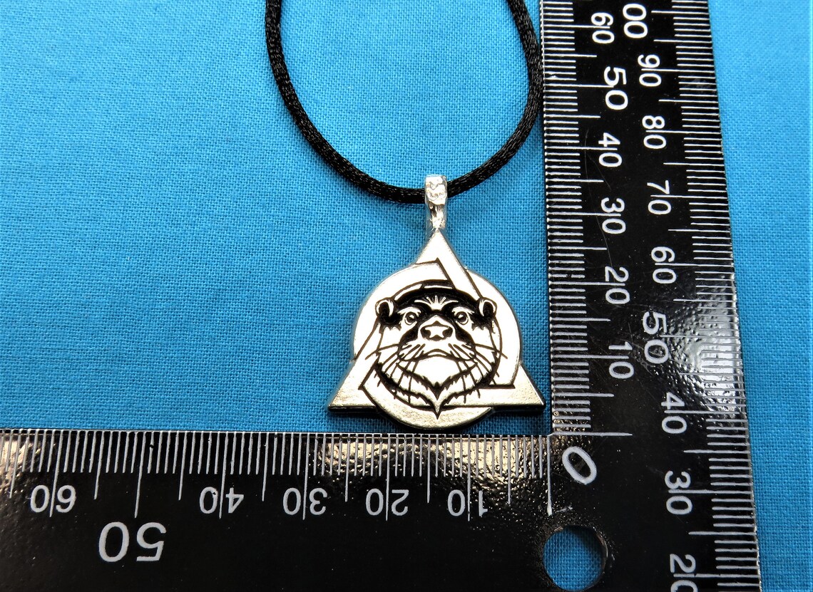 Small Tribal Otter Therian Necklace Etsy