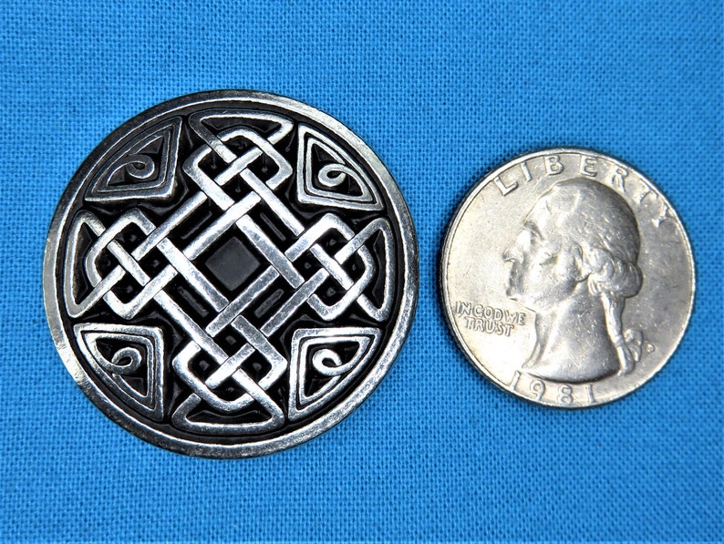 Celtic Shield Cross Button, 1 1/4 image 3