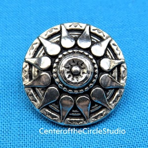 Sunburst Victorian Button (Small 13/16 inch): Handmade Silver Pewter - Sew-On Costume Accessory
