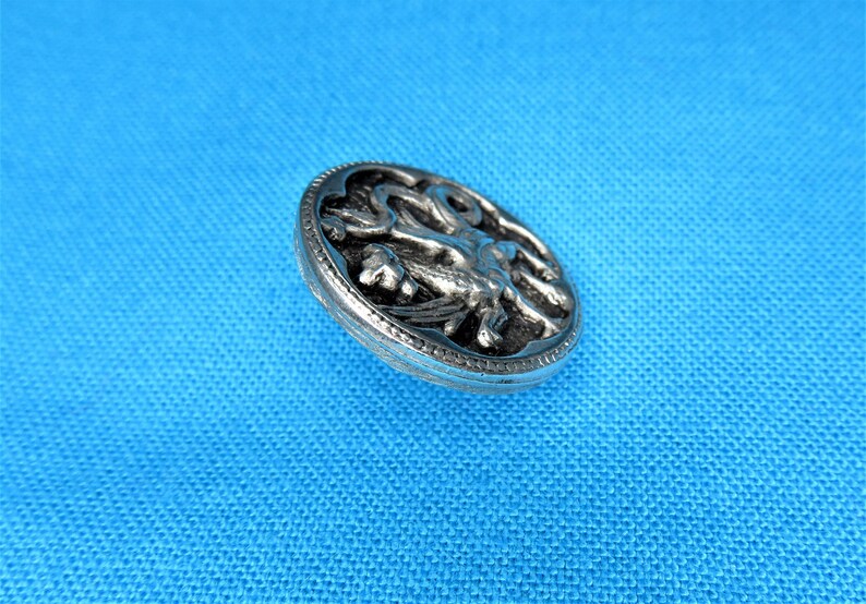 Griffin Dragon Button: (11/16 inch) Small Gryphon Griffon Handmade Cast Silver Pewter Sew On Sewable Costume Shirt Garb Cosplay Vest Button image 4