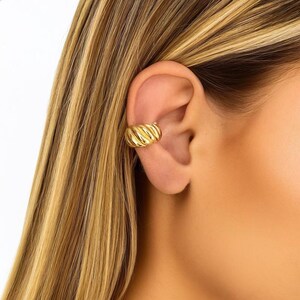 Stylish Gold & Silver Twisted Weaving Ear Cuff, Delicate Twist Hoops, Adjustable Ear Cuff, A Must-Have Accessory for Her!