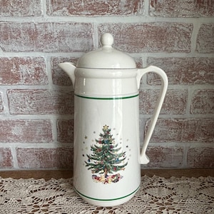 Vintage Nikko Happy Holidays Thermal Carafe – Christmas Tree Insulated Coffee Server | 1980s Holiday Vacuum Pot