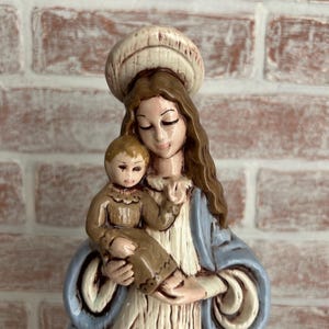 1979 Ceramic Statuine of the Virgin Mary and Baby Jesus