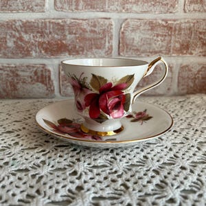 Vintage 1960&#39;s Royal Windsor, England, Fine Bone China Footed Tea Cup and Saucer with Pink Roses and Gold Trim
